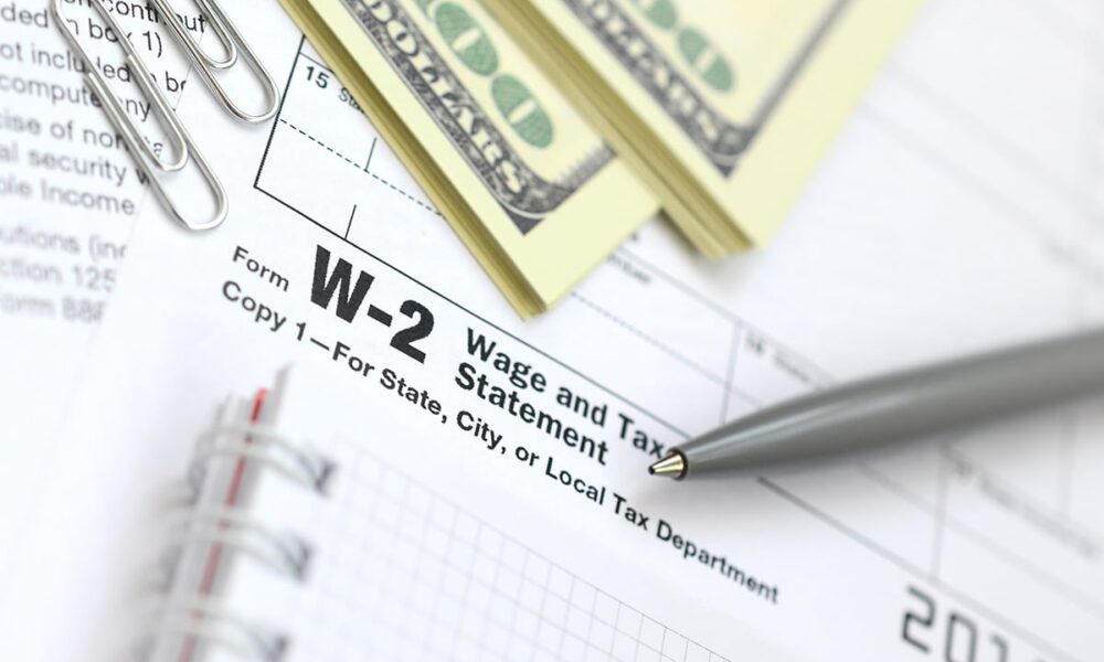 using-w2-form-&-bank-statement-generators-for-tax-filing:-is-it-safe?